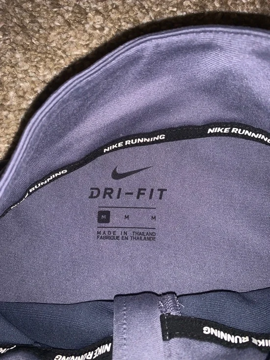 Nike Running Dri-FIT Pullover - Grey - Picture 3 of 3